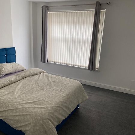 Marvellous Room 2 Stoke-on-Trent Экстерьер фото